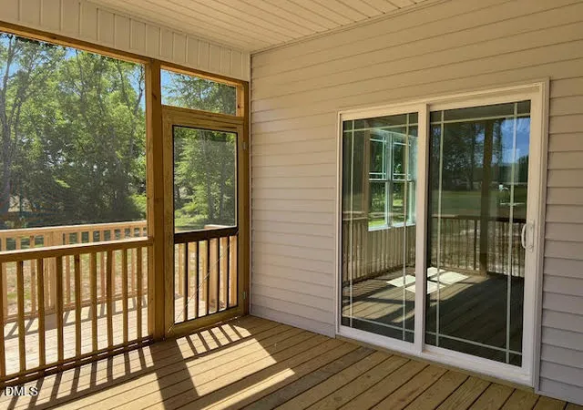 Photo 3 of Single family home for sale at 842 Olive Branch Dr, Smithfield, NC 27577 | MLS# 10140092 | Listing updated on 2026-09-14