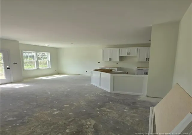 Photo 4 of Single family home for sale at 725 Porter Rd, Hope Mills, NC 28348 | MLS# 755543 | Listing updated on 2026-07-18
