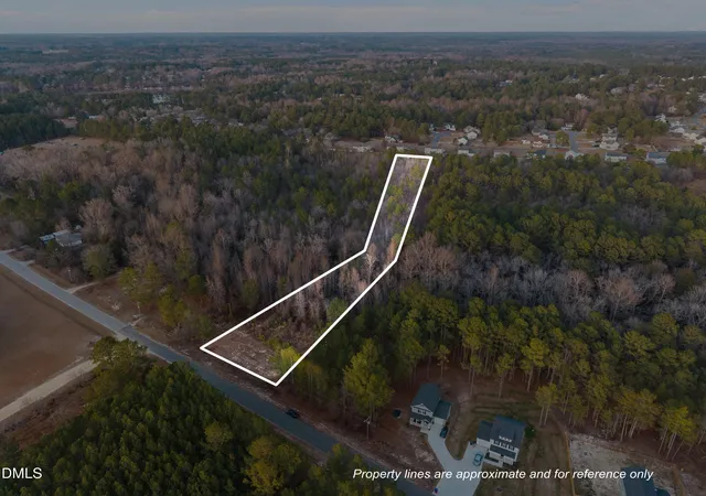 Homes for sale in Sanford, NC | 862 Roberts Rd, Sanford, NC 27332 | MLS# 10140403
