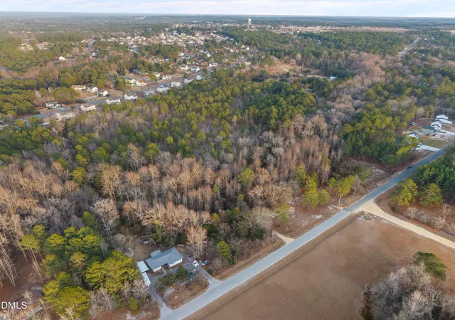 Homes for sale in Sanford, NC | 842 Roberts Rd, Sanford, NC 27332 | MLS# 10140410