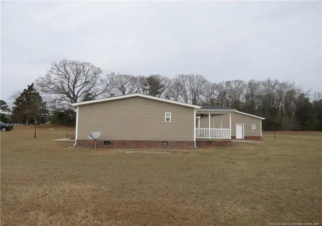 Photo 4 of Manufactured On Land at 1184 Fisher Rd, Saint Pauls, NC 28384 | MLS# 755584 | | Sold on 2026-05-21