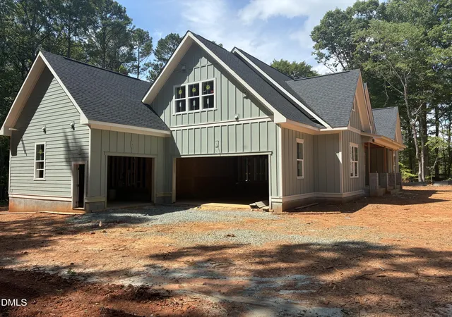 Photo 4 of Single family home for sale at 638 Old Goldston Rd, Pittsboro, NC 27312 | MLS# 10140820 | Listing updated on 2026-07-28