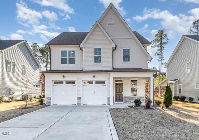 Photo 4 of Single Family Residence at 132 Kensington Dr, Spring Lake, NC 28390 | MLS# 10140608 |  | Sold on 2026-06-29