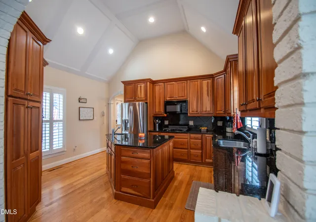 Photo 3 of Single family home for sale at 5708 Castlebrook Dr, Raleigh, NC 27604 | MLS# 10141359 | Listing updated on 2026-09-05
