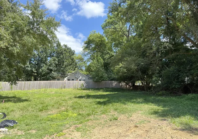1st image of 135 Gary Rd, Carrboro, NC 27510 | MLS# 10141277