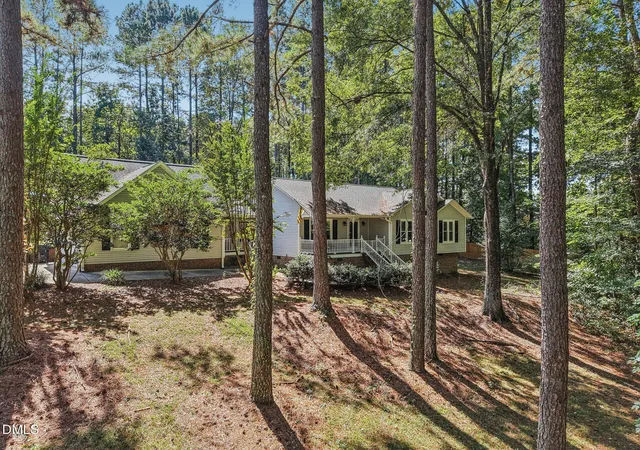 Photo 2 of Single family home for sale at 2004 Spring Valley Dr, Clayton, NC 27520 | MLS# 10141108 | Listing updated on 2026-07-18