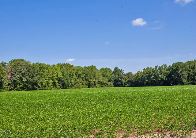 Photo 3 of House for sale at 2 Nc Hwy 33, Tarboro, NC 27886 | MLS# 10140897 | Listing updated on 2026-09-16