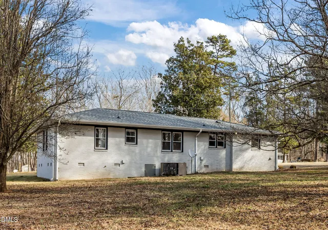 Homes for sale in Henderson, NC | 3645 Hicksboro Rd, Henderson, NC 27537 | MLS# 10141492