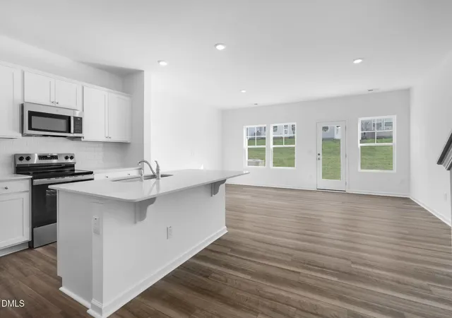 Photo 5 of Townhouse at 59 Broward Ln, Lillington, NC 27546 | MLS# 10141154 | | Sold on 2026-07-30