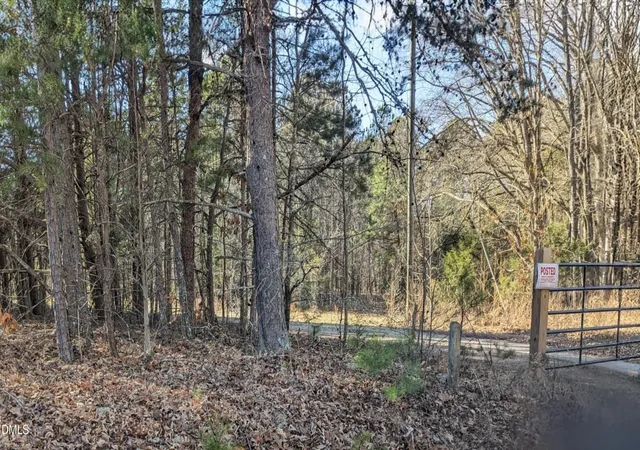Homes for sale in Clarksville, VA | 279 Large Mouth Ln, Clarksville, VA 23927 | MLS# 10141181