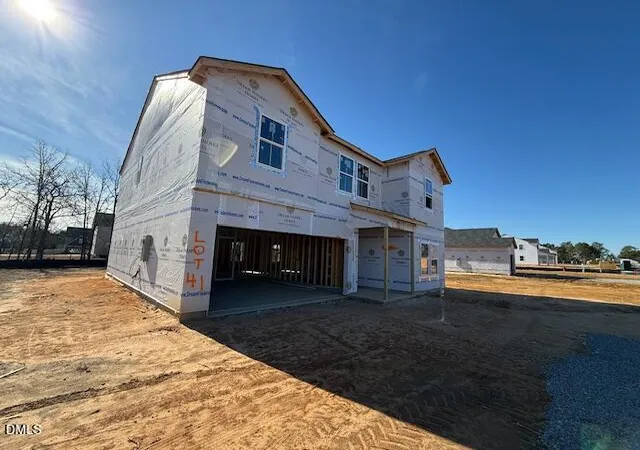 Photo 5 of Single Family Residence at 38 Colorado Ct, Spring Lake, NC 28390 | MLS# 10141401 | | Sold on 2026-05-20