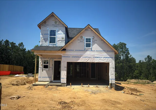 Photo 5 of Single family home for sale at 75 Colorado Ct, Spring Lake, NC 28390 | MLS# 10141636 | Listing updated on 2026-09-05