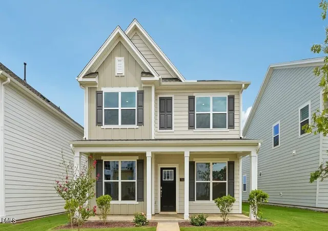 Photo 2 of Single family home for sale at 721 James J Freeland Memorial Dr, Hillsborough, NC 27278 | MLS# 10141868 | Listing updated on 2026-09-14