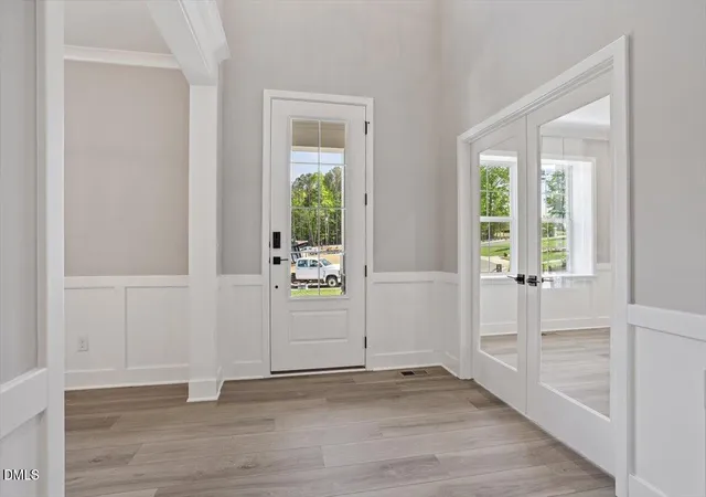 Photo 3 of Single family home for sale at 136 Ogden Cir, Clayton, NC 27527 | MLS# 10141891 | Listing updated on 2026-09-20