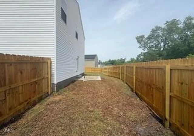 Photo 4 of Sale Pending at 22 Stout Landing, Dunn, NC 28334 | MLS# 10141897 | Listing updated on 2026-09-07