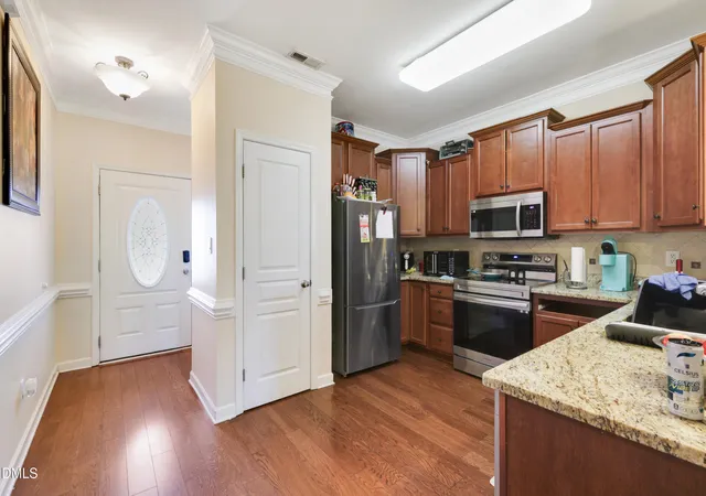 3rd image of 1226 Braybrooke Pl, Fayetteville, NC 28314 | MLS# 10142347
