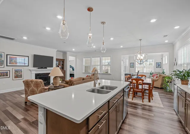 Photo 4 of Single Family Residence at 1008 Athena Dr, Durham, NC 27703 | MLS# 10145974 | | Sold on 2026-05-21