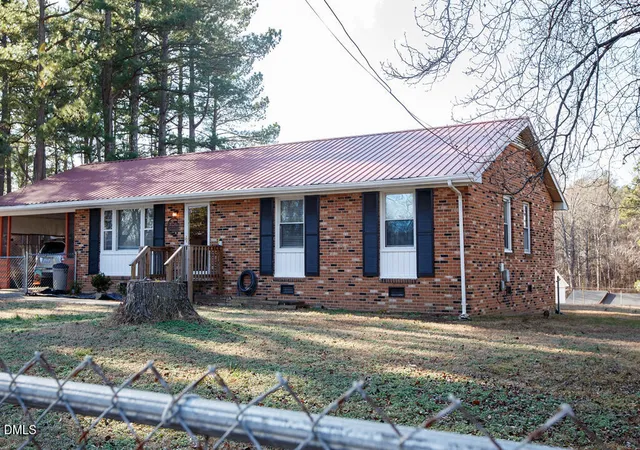 Photo 1 of Sale Pending at 1727 Pinecrest Rd, Henderson, NC 27536 | MLS# 10143746 | Listing updated on 2026-08-07