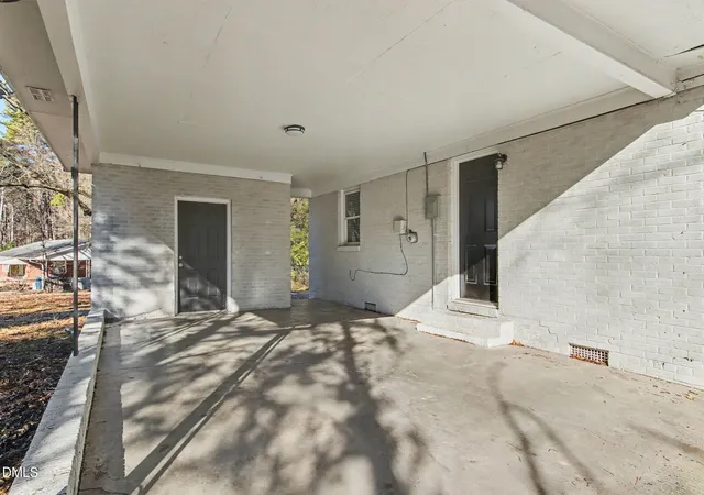 Photo 3 of Sale Pending at 626 S Hoover Rd, Durham, NC 27703 | MLS# 10142502 | Listing updated on 2026-07-18