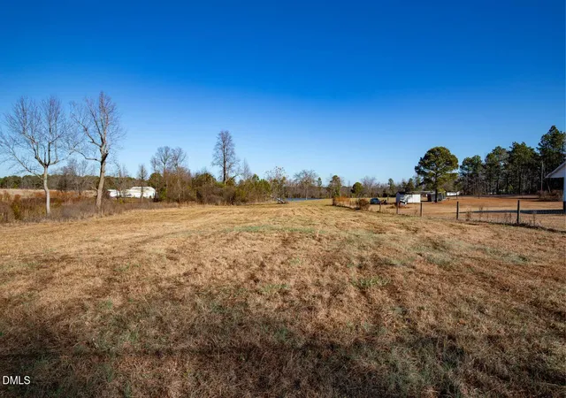 Homes for sale in Lillington, NC | 3528 Old Us Hwy 421, Lillington, NC 27546 | MLS# 10143091