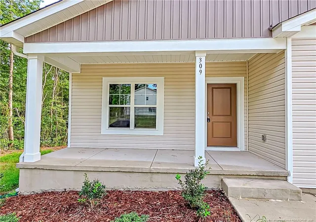 2nd image of 309 Appaloosa Dr, Spring Lake, NC 28390 | MLS# 756317