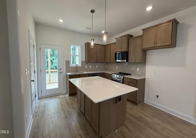 5th image of 69 Zambezi Ct, Zebulon, NC 27597 | MLS# 10142870