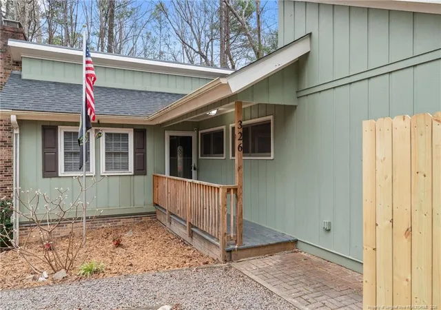 2nd image of 326 Harbor Tr, Sanford, NC 27332 | MLS# 755886