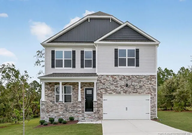 Photo 1 of Single Family Residence at 304 Maddox Dr, Aberdeen, NC 28315 | MLS# 756470 | | Sold on 2026-06-18