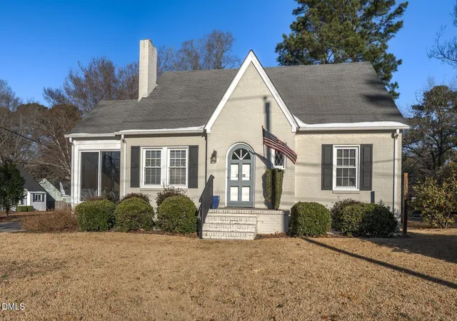 1st image of 208 Clyde Ave Nw, Wilson, NC 27893 | MLS# 10143649