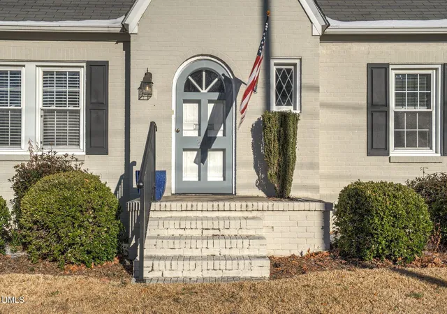Photo 3 of Sale Pending at 208 Clyde Ave Nw, Wilson, NC 27893 | MLS# 10143649 | Listing updated on 2026-08-01