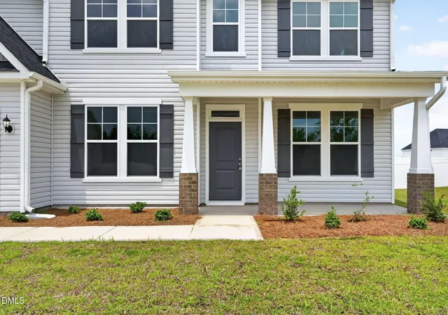 Photo 4 of Single family home for sale at 133 White Doe Xing, Cameron, NC 28326 | MLS# 10143911 | Listing updated on 2026-09-05