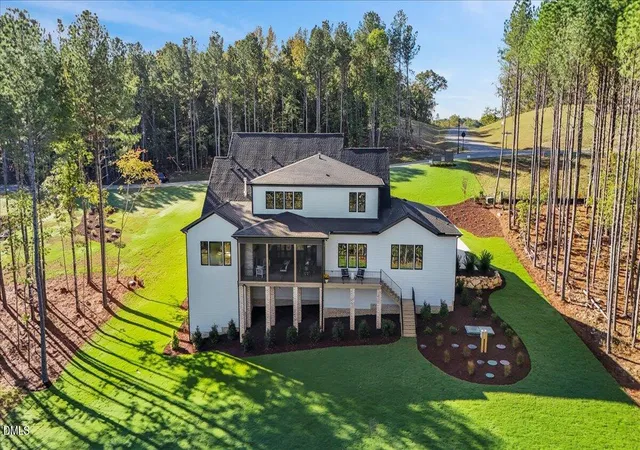 Photo 5 of Single Family Residence at 37 Green Turtle Ln, Pittsboro, NC 27312 | MLS# 10143652 | | Sold on 2026-06-23
