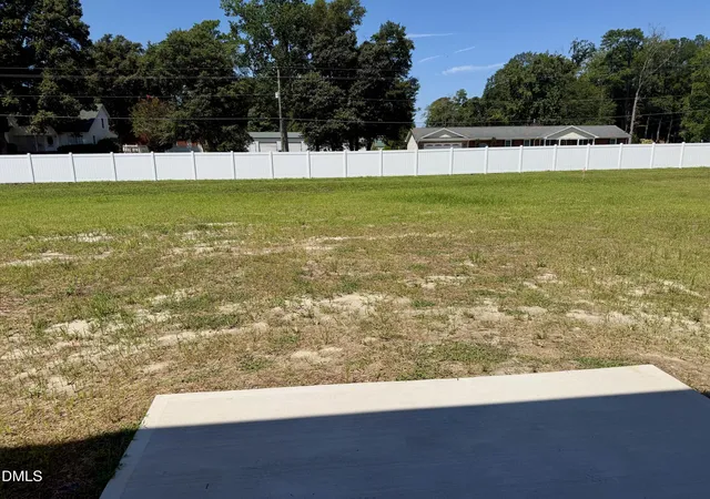 Photo 3 of Sale Pending at 61 W Coulter Ct, Selma, NC 27576 | MLS# 10150575 | Listing updated on 2026-08-23