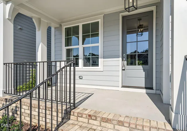 Photo 3 of Sale Pending at 321 Catheys Crk Cir, Wendell, NC 27591 | MLS# 10143721 | Listing updated on 2026-07-18