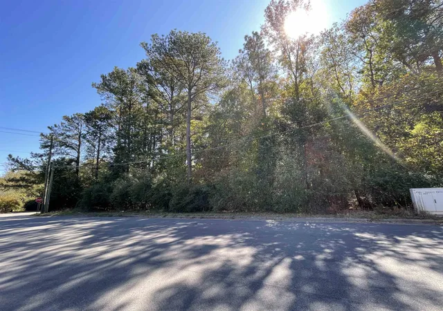 Photo 2 of Sale Pending at 1900 Wimbish Ln, Raleigh, NC 27612 | MLS# 10149374 | Listing updated on 2026-07-18