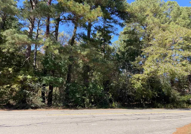 Photo 3 of Sale Pending at 1900 Wimbish Ln, Raleigh, NC 27612 | MLS# 10149374 | Listing updated on 2026-07-18