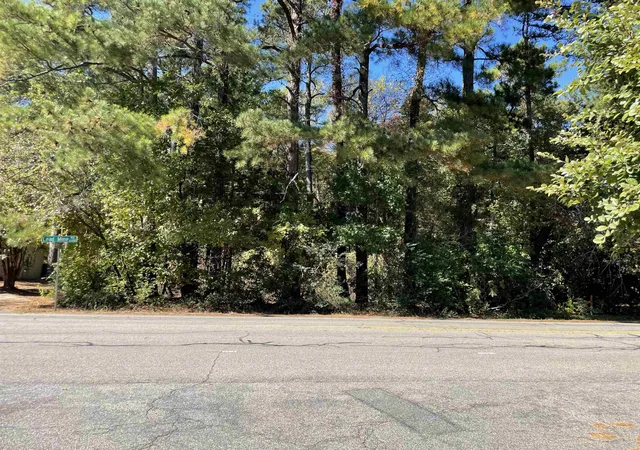 Photo 3 of Sale Pending at 1900 Wimbish Ln, Raleigh, NC 27612 | MLS# 10149374 | Listing updated on 2026-07-18