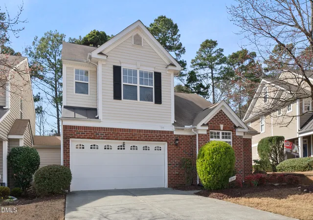 3rd image of 7841 Cape Charles Dr, Raleigh, NC 27617 | MLS# 10155762