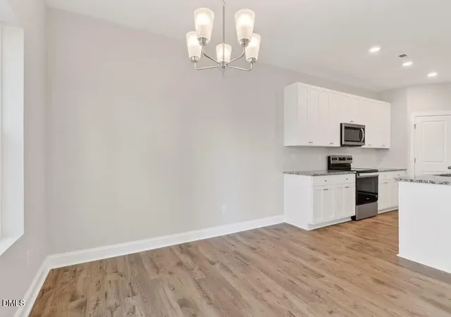 Photo 5 of Townhouse at 604 Barrington Row Ave, Zebulon, NC 27597 | MLS# 10144515 | | Sold on 2026-05-29