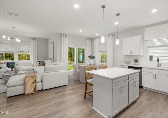 5th image of 1144 Sawmill Grove Dr, Durham, NC 27704 | MLS# 10144340