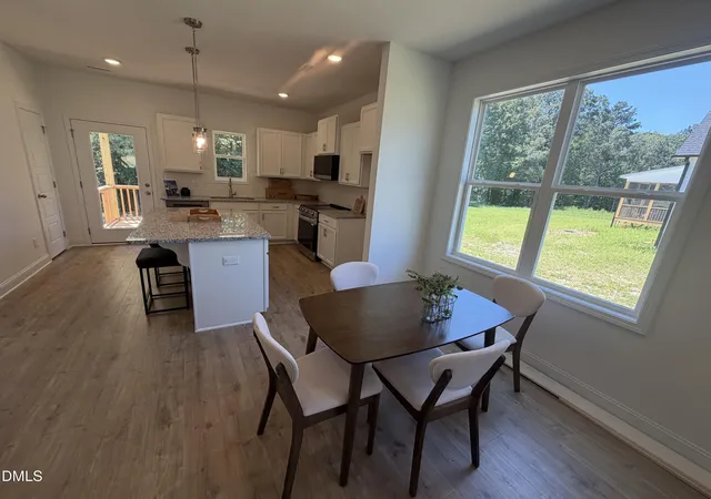 Photo 5 of Single family home for sale at 49 Zambezi Ct, Zebulon, NC 27597 | MLS# 10146454 | Listing updated on 2026-09-04