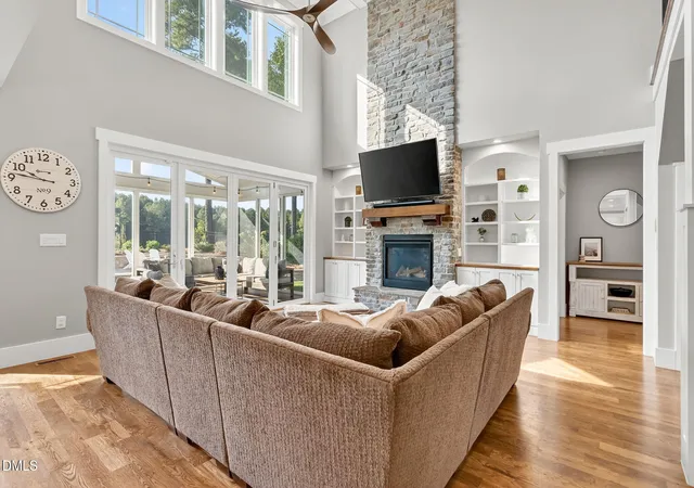 Photo 4 of Single Family Residence at 811 Golfers View, Pittsboro, NC 27312 | MLS# 10145051 | | Sold on 2026-06-17