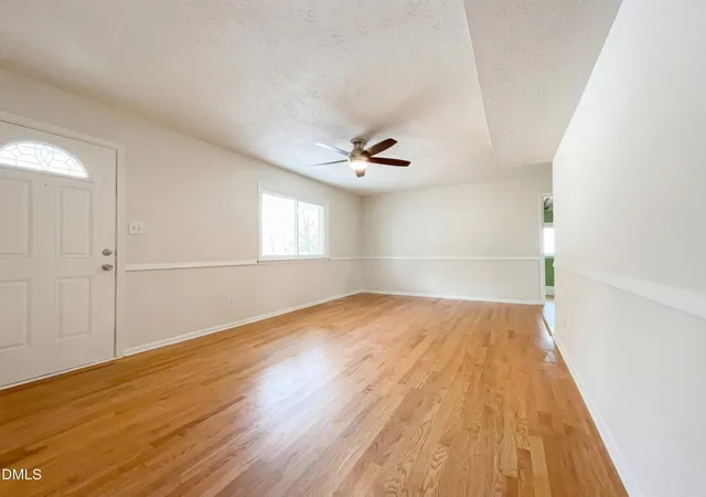 3rd image of 1004 Vesper Ln, Fayetteville, NC 28311 | MLS# 10144618