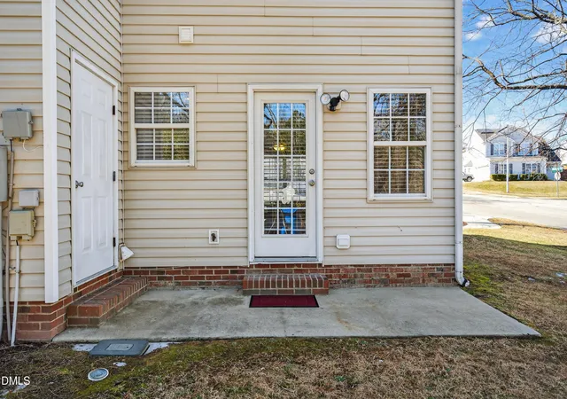 Homes for sale in Raleigh, NC | 1601 Briarmont Ct, Raleigh, NC 27610 | MLS# 10145505