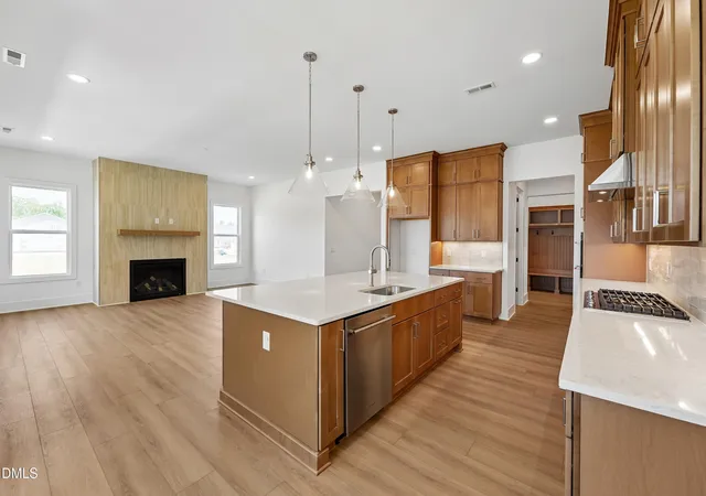 3rd image of 121 Dunton St, Holly Springs, NC 27540 | MLS# 10144884