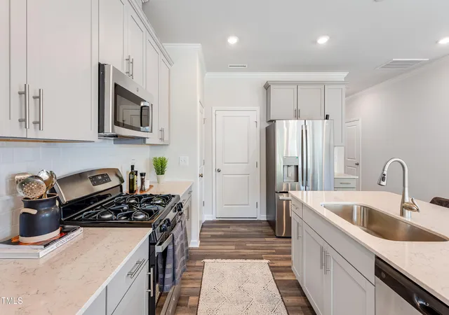 Photo 5 of Townhouse at 2129 Titanium Rock Rd, Durham, NC 27704 | MLS# 10144862 | | Sold on 2026-05-26