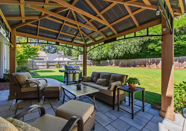 Photo 4 of Sale Pending at 1001 Pebblebrook Dr, Raleigh, NC 27609 | MLS# 10148543 | Listing updated on 2026-07-18