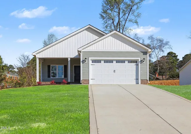 Homes for sale in Kinston, NC | 1711 Elizabeth Dr #(1), Kinston, NC 28504 | MLS# 10145194