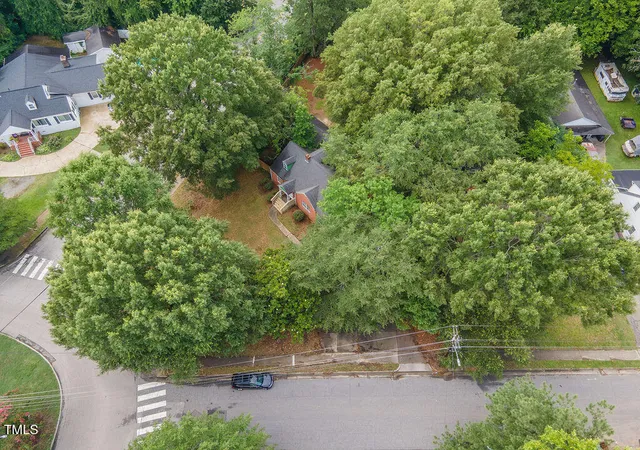 Photo 3 of Sale Pending at 301 N King Charles Rd, Raleigh, NC 27610 | MLS# 10145169 | Listing updated on 2026-09-25