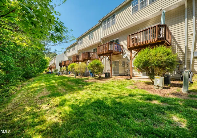 Photo 4 of Townhouse for sale at 7643 Winners Edge St, Raleigh, NC 27617 | MLS# 10160515 | Listing updated on 2026-09-19